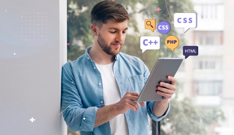 Si të krijoni një tabelë në phpMyAdmin?
